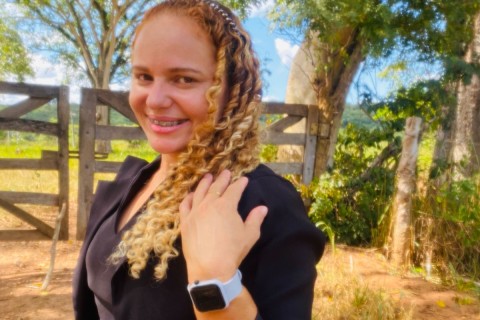Cantora Gizeli Gonsalves do Maranhão na Rádio E Tv Web Jesus Cristo Para As Nações